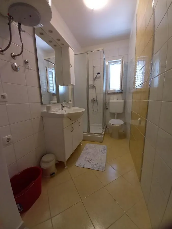 Apartament Apartmani Dijana Palit