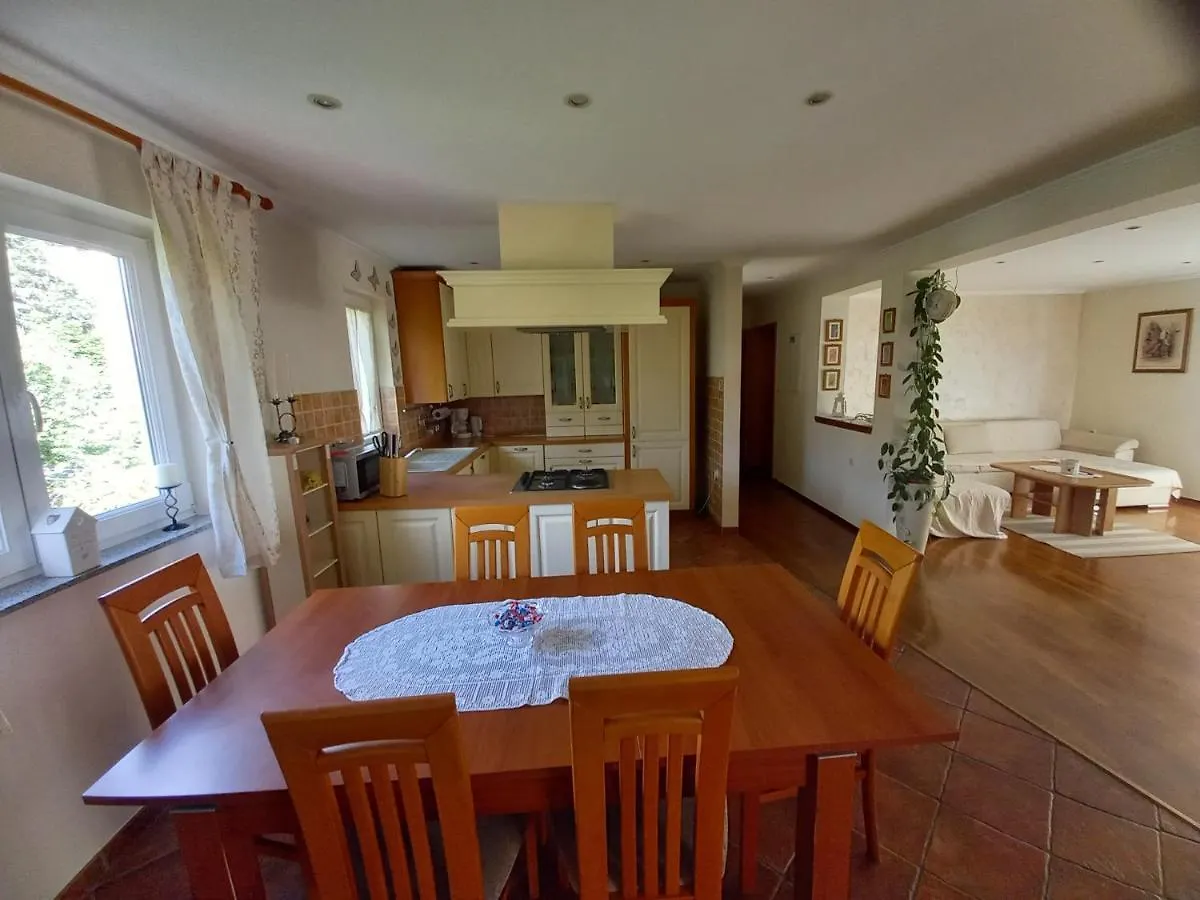 Apartament Apartmani Dijana Palit